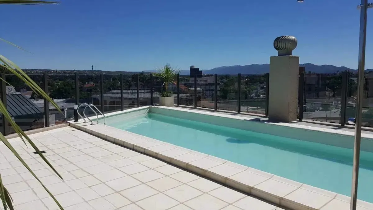 VENTA DE DEPARTAMENTO 2 DORM. EN VILLA CARLOS PAZ -CENTRO-