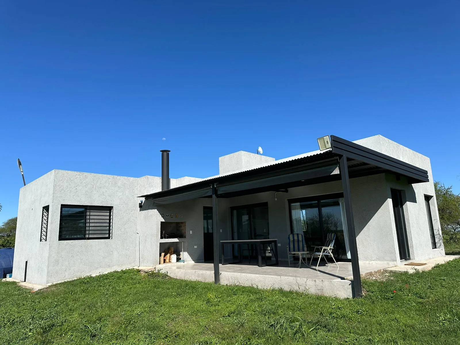 APTA CREDITO CASA A LA VENTA EN UNQUILLO – BARRIO CUATRO VIENTOS