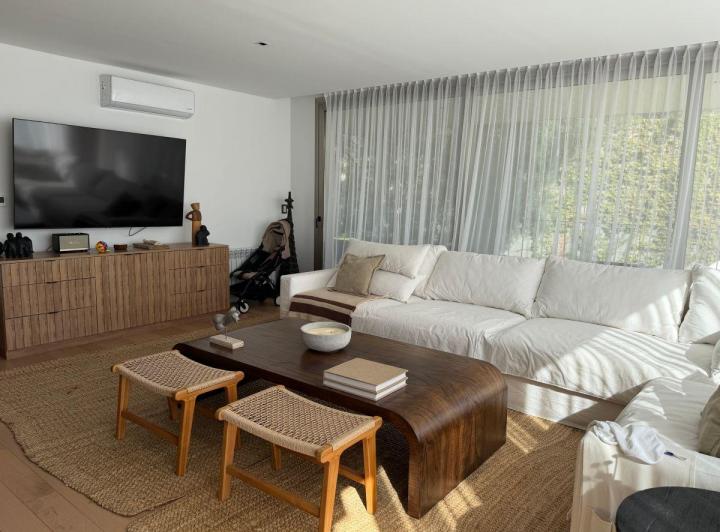 Departamento · 210m² · 5 Ambientes · 2 Cocheras