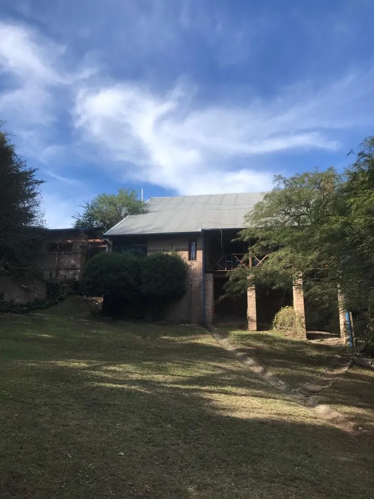 CASA A LA VENTA APTA CREDITO EN MENDIOLAZA CENTRO ESTILO RUSTICO/ COLONIAL