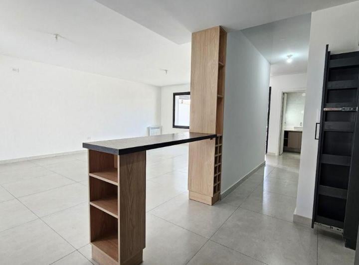 Casa · 156m² · 4 Ambientes · 2 Cocheras