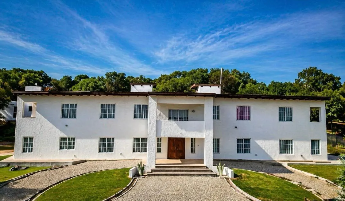 Gran casa en venta en Estación del Carmen