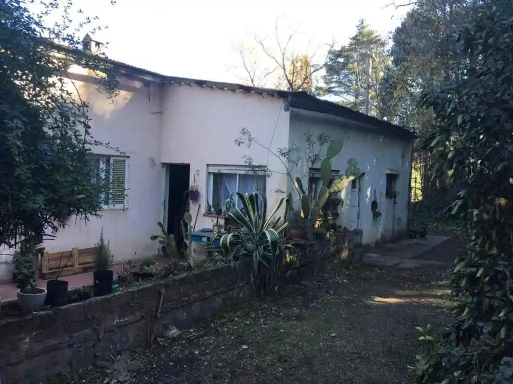 Casa a reciclar en la Quebrada  Rio Ceballos de 4 Dormitorios amplio Jardin