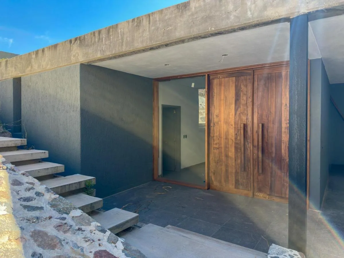 VENTA CASA A ESTRENAR EN COUNTRY LA CUESTA