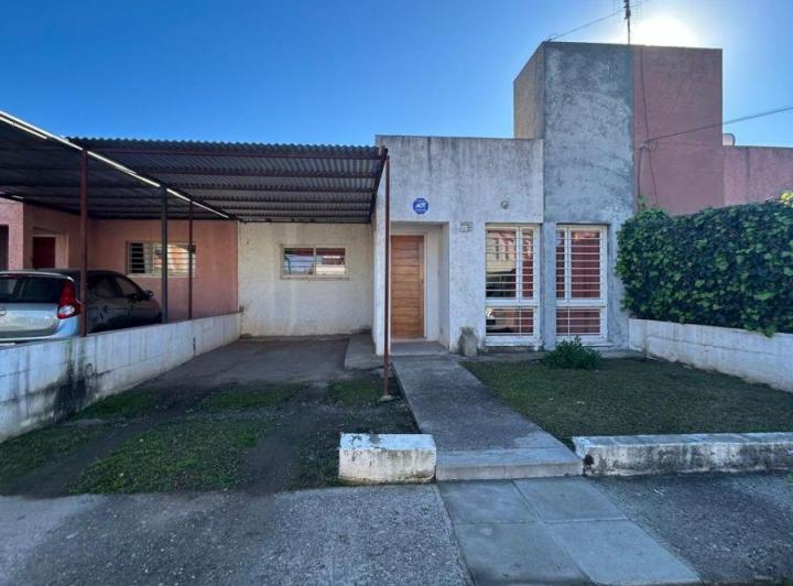 Casa · 80m² · 1 Ambiente · 1 Cochera
