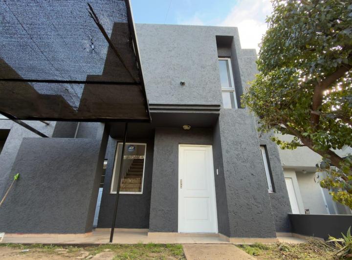 Casa · 248m² · 5 Ambientes