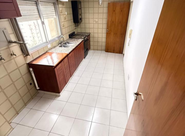 Departamento · 90m² · 5 Ambientes