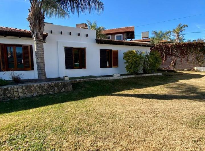 Casa · 600m² · 7 Ambientes · 2 Cocheras