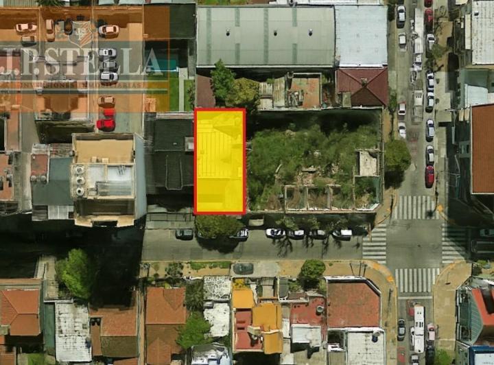 Terreno · 169m² · 5 Ambientes · 2 Cocheras