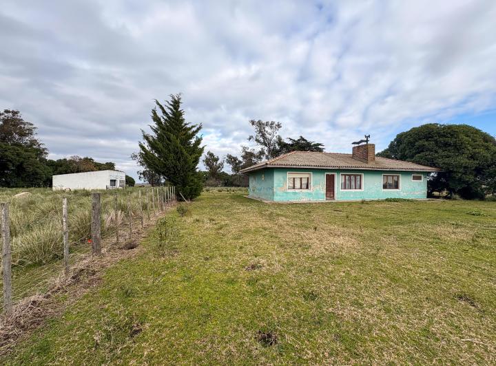 Terreno · 150m² · 5 Ambientes · 1 Cochera