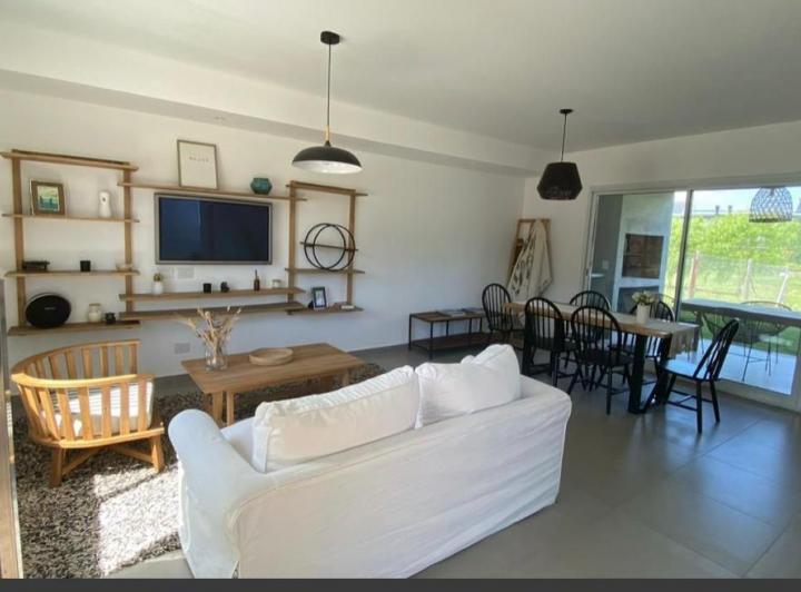 PH · 104m² · 4 Ambientes · 2 Cocheras