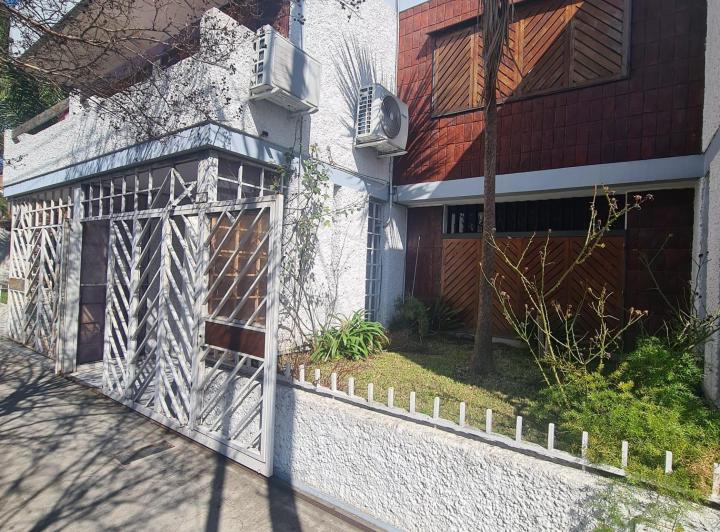 PH · 135m² · 4 Ambientes · 1 Cochera