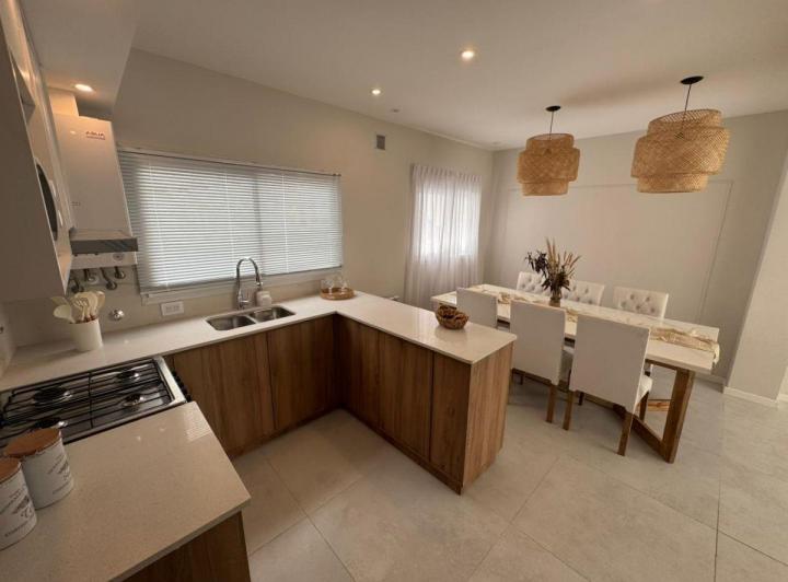 PH · 160m² · 4 Ambientes · 1 Cochera