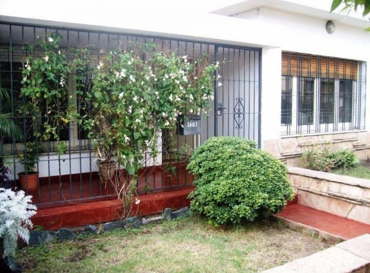 Casa · 153m² · 6 Ambientes · 1 Cochera