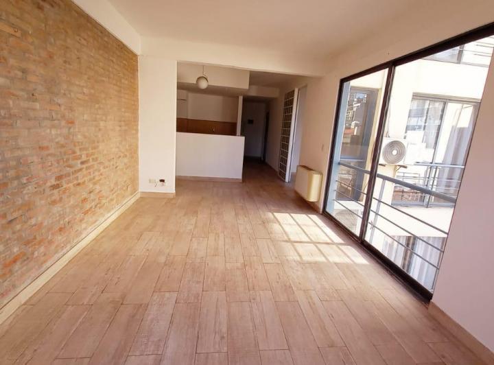 Departamento · 60m² · 2 Ambientes · 1 Cochera