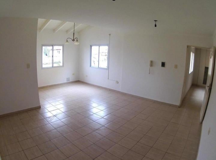 Departamento · 60m² · 4 Ambientes · 1 Cochera