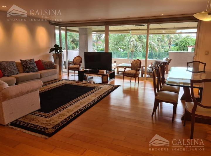 Departamento · 308m² · 3 Dormitorios · 2 Cocheras