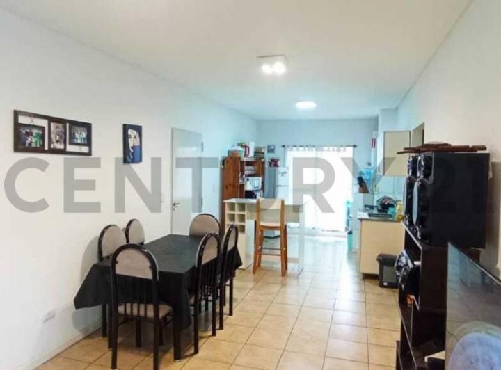 Departamento · 60m² · 4 Ambientes · 1 Cochera