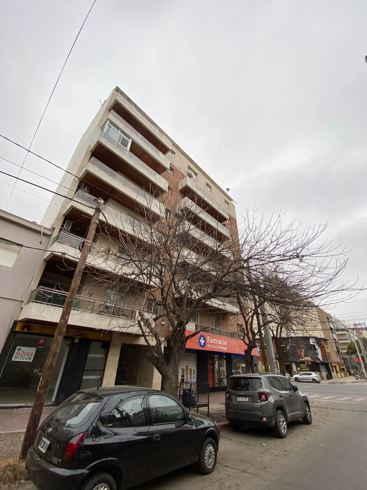 GENERAL PAZ DEHEZA ESQ 24 DE SEPTIEMBRE - UN DORMITORIO - COCINA SEPARADA