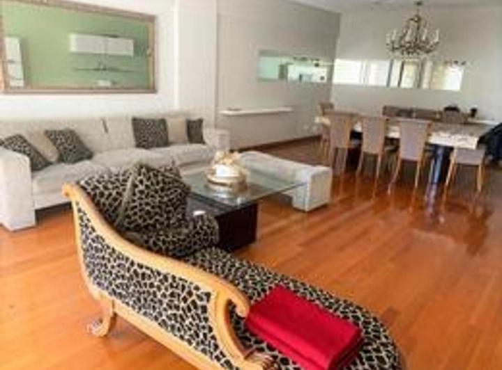 Departamento · 185m² · 4 Ambientes · 1 Cochera