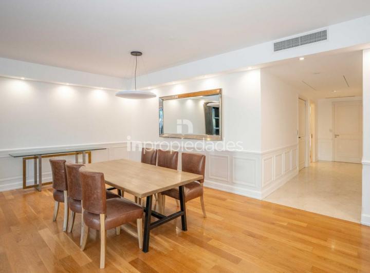 Departamento · 235m² · 4 Ambientes · 3 Cocheras