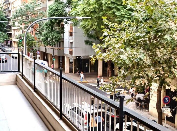 Departamento · 180m² · 7 Ambientes · 1 Cochera