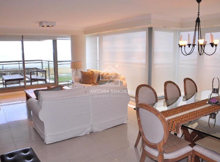 Departamento · 214m² · 5 Ambientes · 1 Cochera