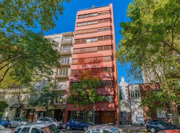 Departamento · 184m² · 6 Ambientes · 1 Cochera