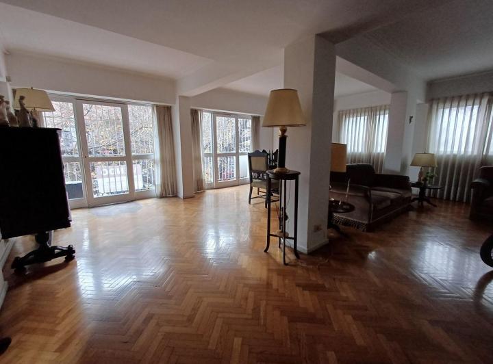 Departamento · 190m² · 5 Ambientes