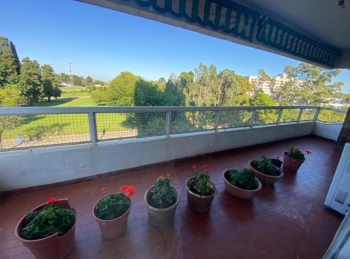 Departamento · 189m² · 5 Ambientes · 1 Cochera