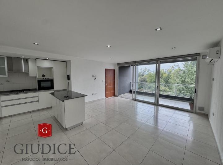 Departamento · 120m² · 5 Ambientes · 1 Cochera