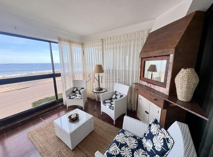 Departamento · 136m² · 5 Ambientes · 1 Cochera