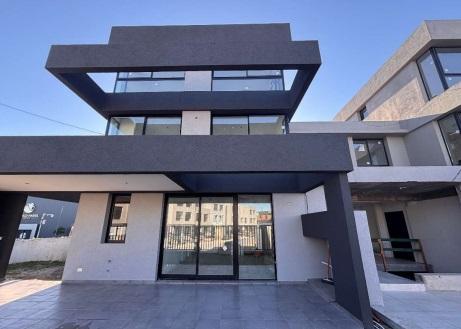 Departamento · 110m² · 5 Ambientes · 1 Cochera