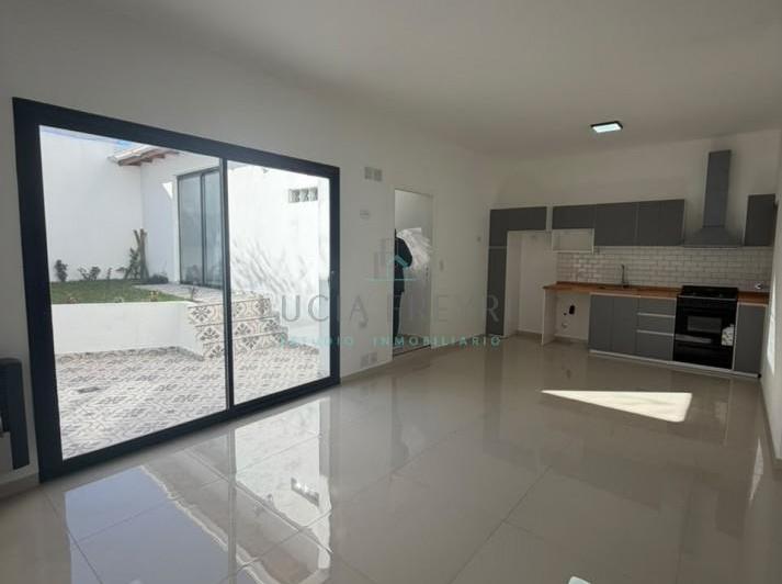 Departamento · 184m² · 5 Ambientes · 1 Cochera