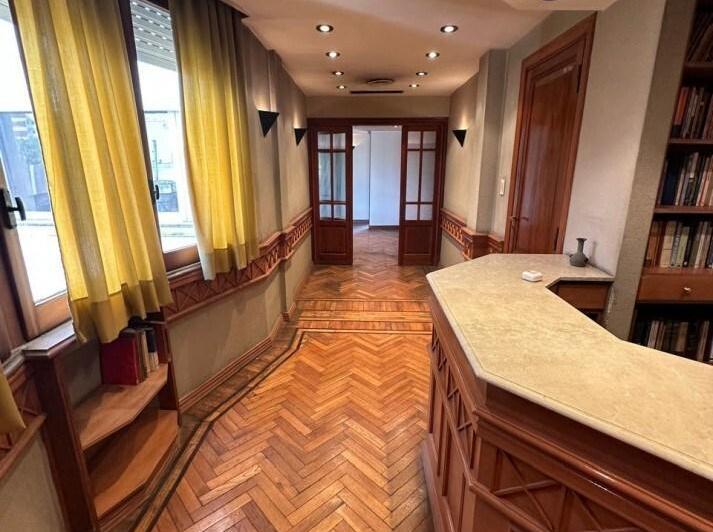 Departamento · 180m² · 6 Ambientes