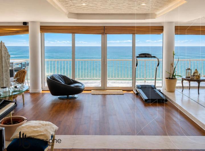 Departamento · 186m² · 5 Ambientes · 1 Cochera