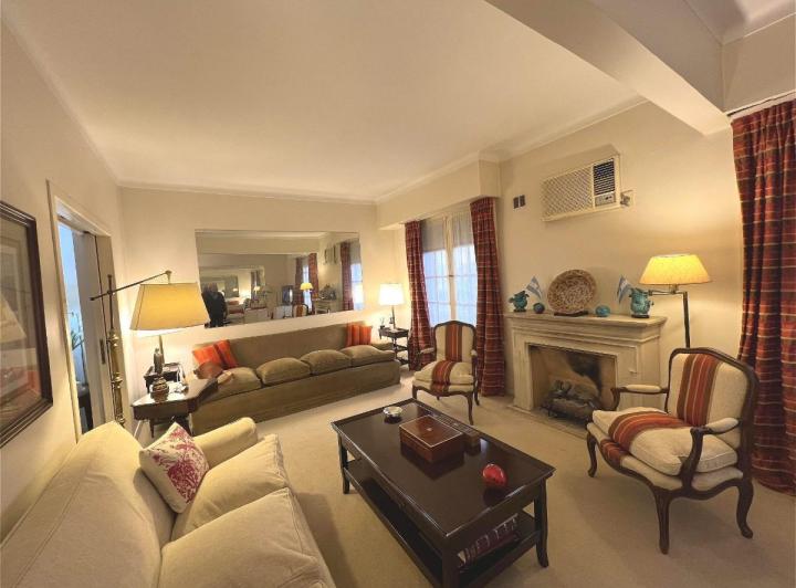 Departamento · 140m² · 6 Ambientes