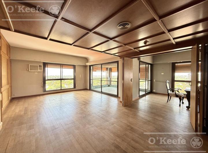 Departamento · 192m² · 6 Ambientes · 1 Cochera
