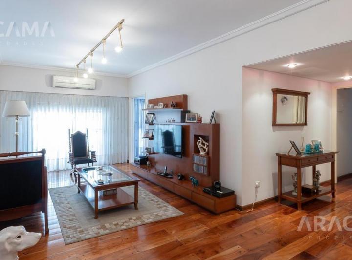 Departamento · 251m² · 7 Ambientes · 2 Cocheras