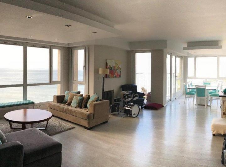 Departamento · 200m² · 5 Ambientes · 1 Cochera
