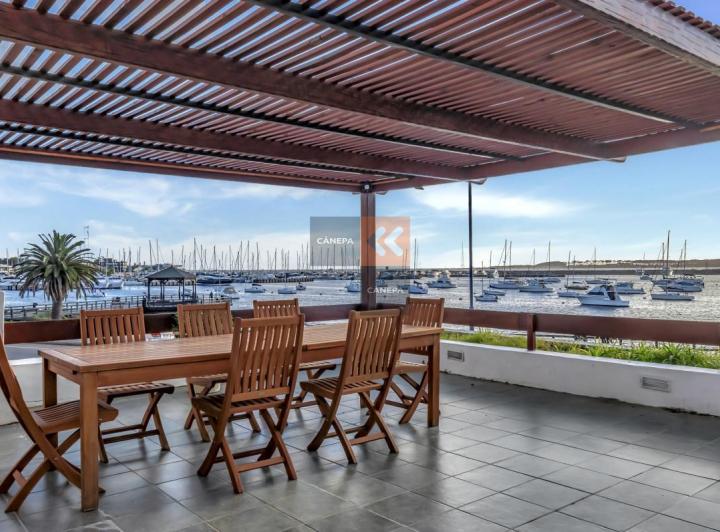 Departamento · 339m² · 5 Ambientes · 1 Cochera