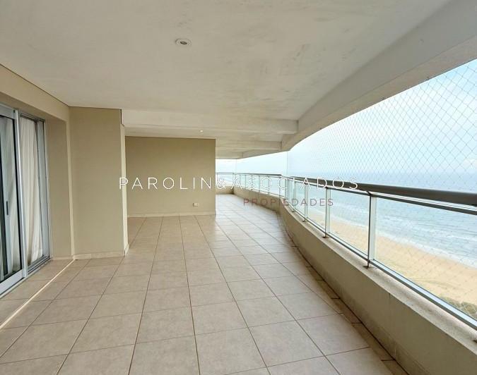 Departamento · 160m² · 5 Ambientes · 1 Cochera