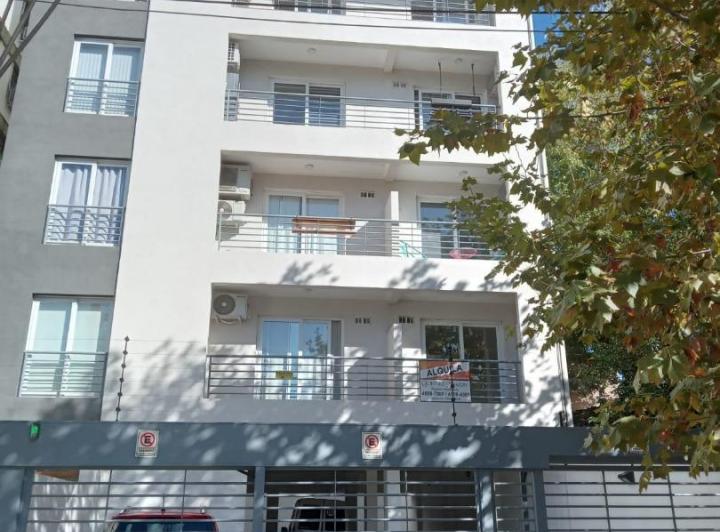 Departamento · 120m² · 6 Ambientes