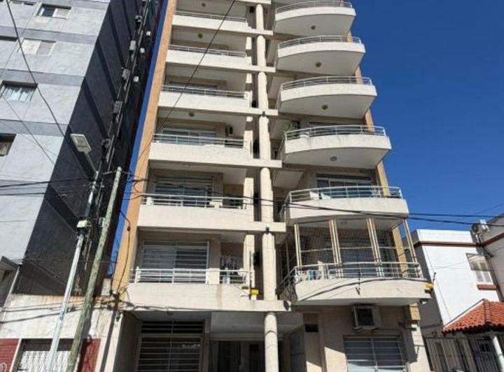 Departamento · 96m² · 5 Ambientes · 2 Cocheras