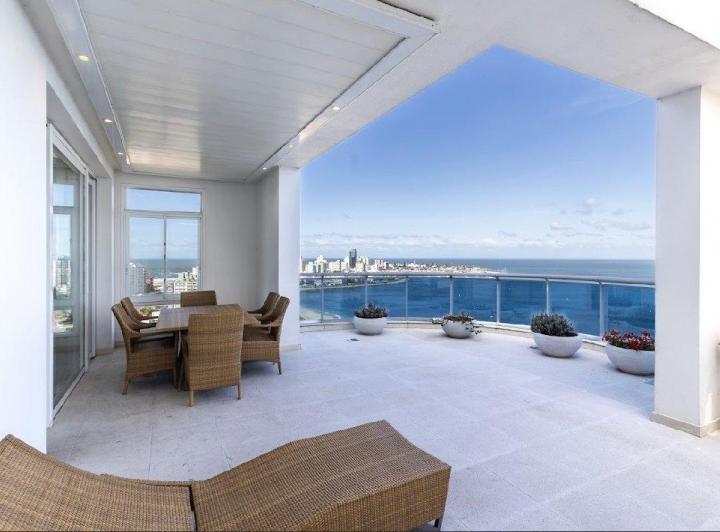 Departamento · 770m² · 7 Ambientes · 1 Cochera