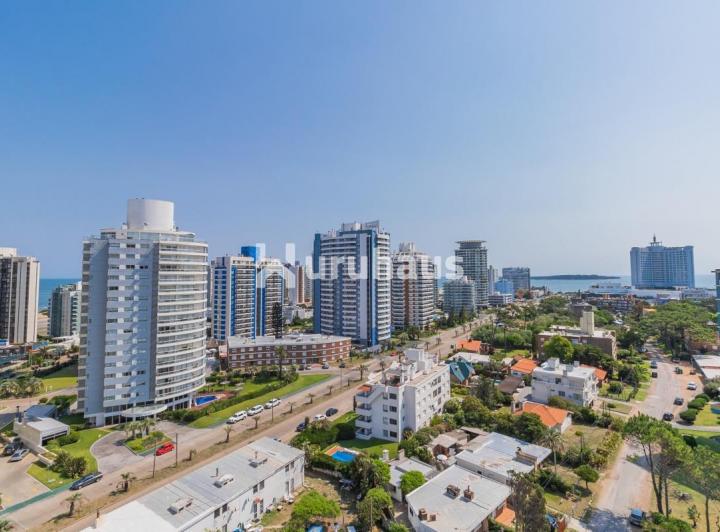 Departamento · 158m² · 5 Ambientes · 1 Cochera