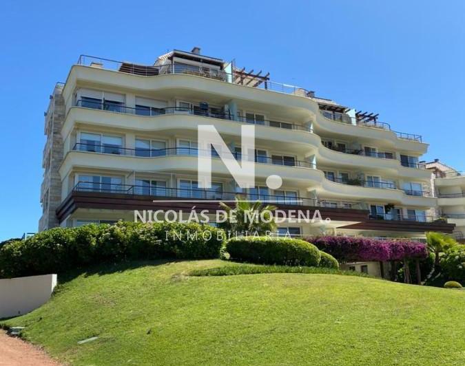 Departamento · 400m² · 5 Ambientes · 1 Cochera