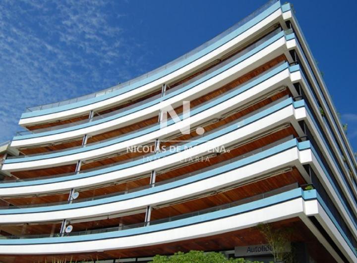 Departamento · 282m² · 5 Ambientes · 1 Cochera