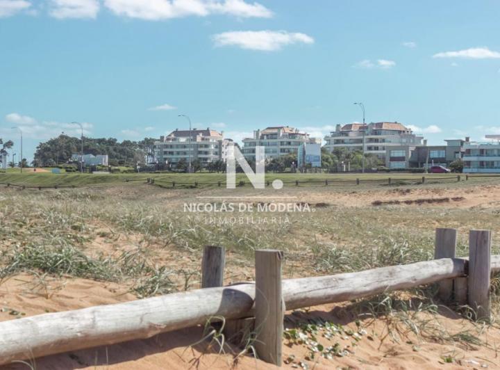 Departamento · 388m² · 5 Ambientes · 1 Cochera