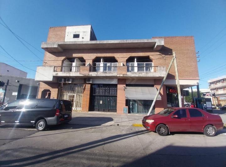 Departamento · 200m² · 7 Ambientes